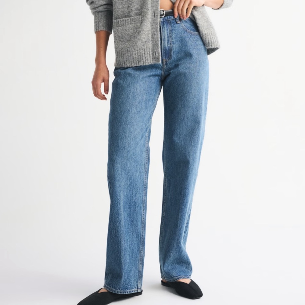 ABERCROMBIE High Rise Loose Jeans Size 33/16S